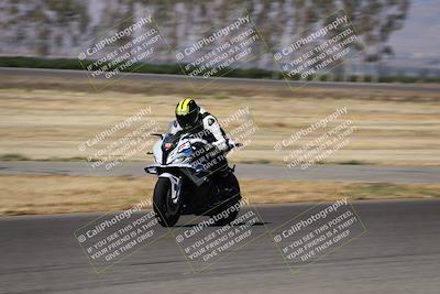 media/Jun-16-2024-Lets Ride (Sun) [[4ae6dd1f02]]/Group B/Grid and Front Straight/